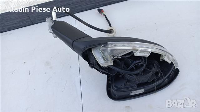 Огледало Огледало дясно VW Golf 8 код 23386038BB , снимка 2 - Аксесоари и консумативи - 45930856