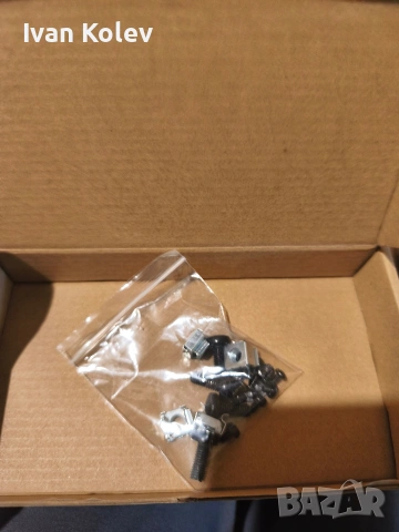 Компактна сървърна кутия