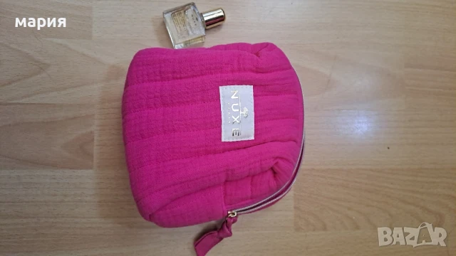 Несесер  Nuxe и сухо олио , снимка 2 - Комплекти и лотове - 50839734