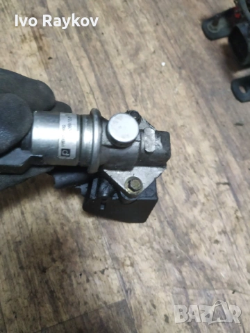 Стъпков мотор PIERBURG 7.06269.02.0 за Ford Fiesta MK 4, снимка 2 - Части - 53759100