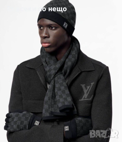 Louis Vuitton Комплект Зимен Шал, Зимна Шапка И Ръкавици - Налични Различни Цветове Код SK436, снимка 4 - Шалове - 53027618
