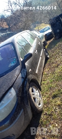 Renault Scenic 1.5 дизел НА ЧАСТИ , снимка 7 - Автомобили и джипове - 52424685
