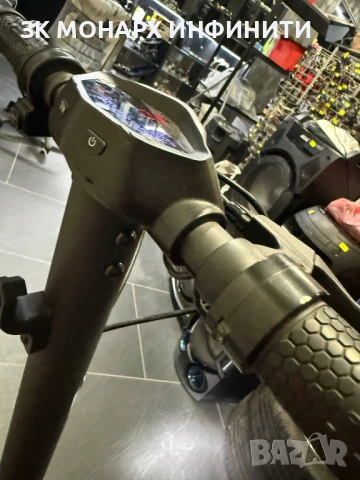 Електрическа тротинетка Lamborghini ALEXT/+зарядно/липсва копче за гъзта, снимка 7 - Друга електроника - 53700184
