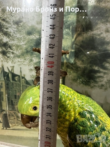 УНИКАЛЕН ЧИФТ ПАПАГАЛИ СВЕЩНИЦИ – 4.5 кг, 42 см, Порцелан и Бронз, снимка 4 - Антикварни и старинни предмети - 53497219