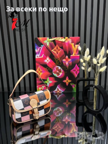 Louis Vuitton Дамска Чанта Луис Витон - Налични Различни Цветове Код SK73