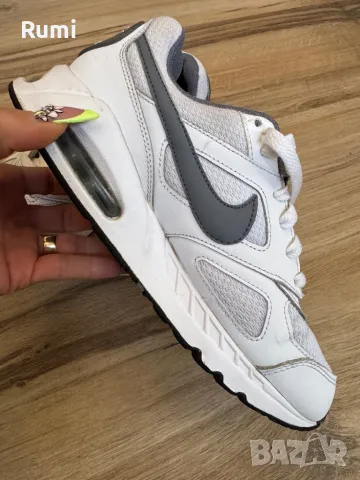  Оригинални маратонки Nike Air Max IVO! 37,5 н, снимка 3 - Маратонки - 49088947