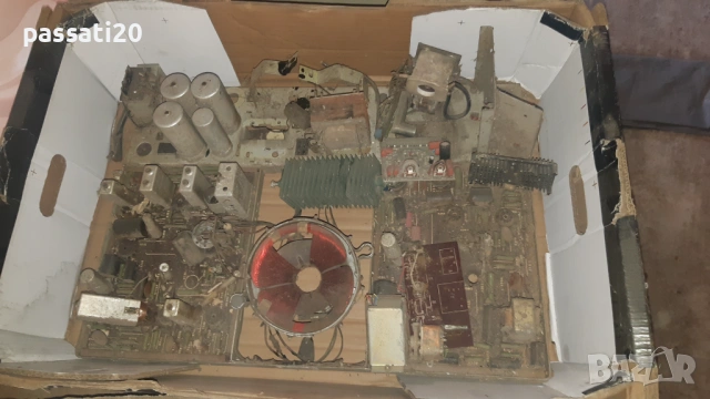 Стара електроника, снимка 2 - Антикварни и старинни предмети - 54283326