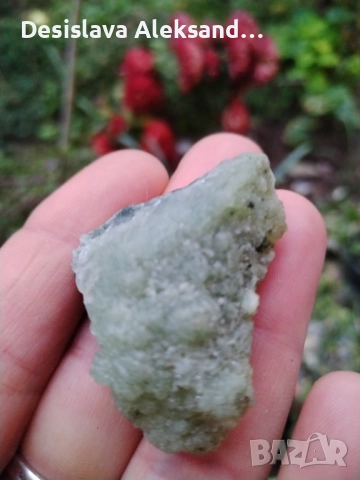 Лот от три образеца: аметист, калцит и пренит, снимка 4 - Колекции - 52637077