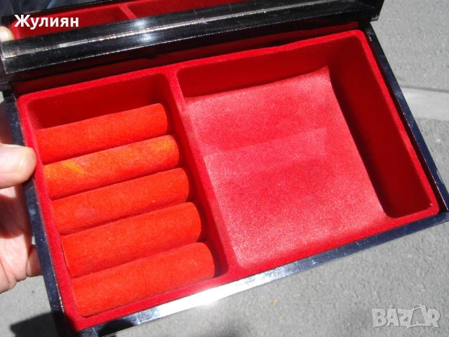 СТАРА КУТИЯ ЗА БИЖУТА РЪЧНО РИСУВАНА , снимка 8 - Антикварни и старинни предмети - 51156936