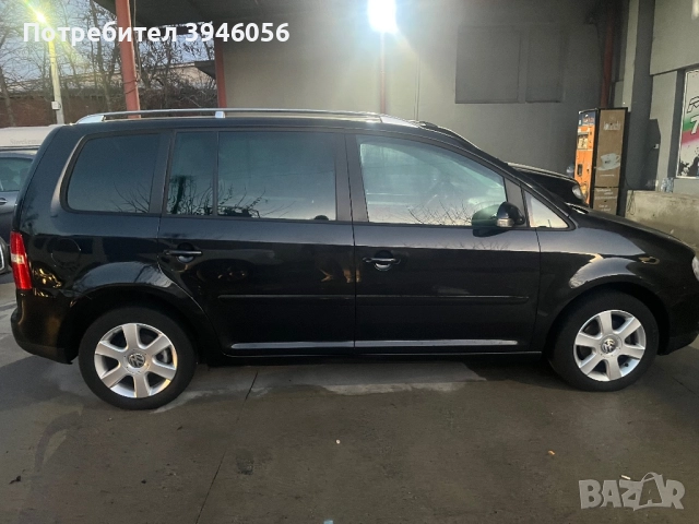 Фолксваген Туаран 2.0ТДИ , снимка 7 - Автомобили и джипове - 52887902