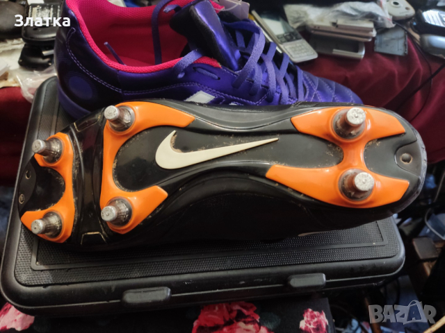 Калеври Бутонки Футболни обувки Найк - деветка Nike