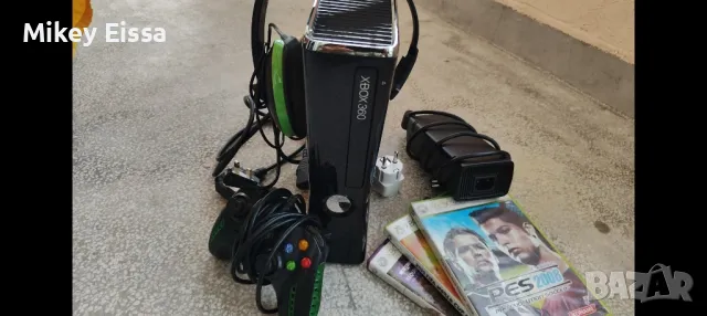 Xbox 360 + игри + слушалки , снимка 2 - Xbox конзоли - 46994138