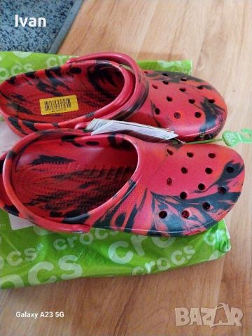 crocs, снимка 3 - Мъжки чехли - 45733350