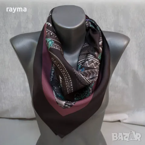 Versace копринен шал, снимка 5 - Шалове - 50124710