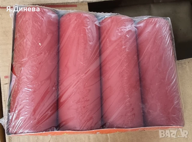 Стилни червени свещи