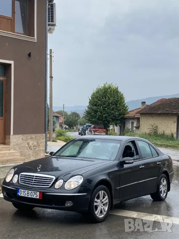 Mercedes E 270 Elegance , снимка 9 - Автомобили и джипове - 47094529