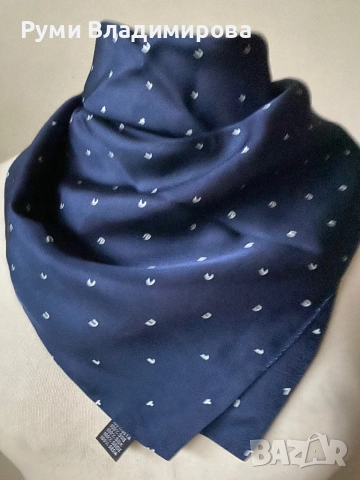 Малък шал/ фишу , снимка 2 - Шалове - 47516430