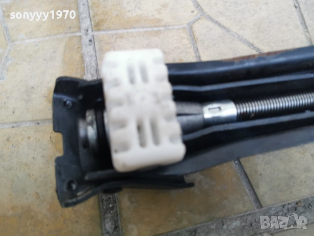 MERCEDES-BENZ КРИК ВНОС SWISS 1001260610LCHERY1, снимка 12 - Аксесоари и консумативи - 53055712