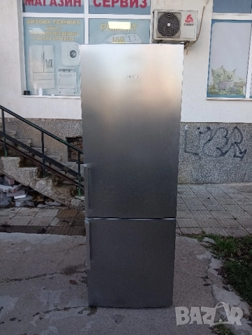 XXL иноксов комбиниран хладилник с фризер Бош Bosch с 2 години гаранция!