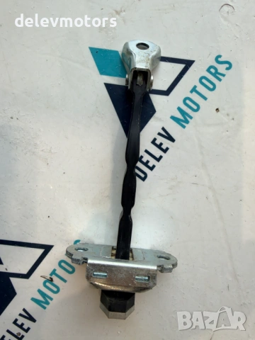 68610F4030 обтегач за предна врата от Toyota C-HR 2.0 l-VVTi Hybrid двигател M20AFXS 150 кс., снимка 2 - Части - 53418397