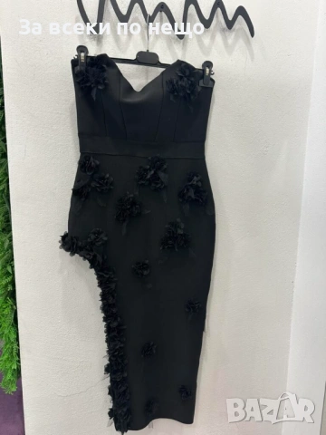 Дамска Елегантна Черна Бюстие Рокля С 3D Цветя И Висока Цепка За Официални Събития Код Roni20, снимка 2 - Рокли - 54008159
