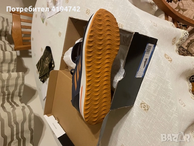 Маратонки АДИДАС, снимка 4 - Маратонки - 52673843