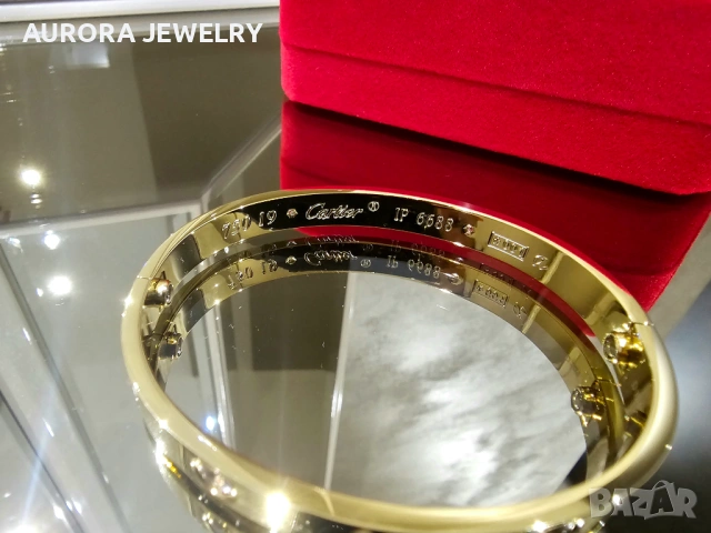 CARTIER Love Gold 4 Diamonds Гривна с Отверка, снимка 9 - Гривни - 53170019