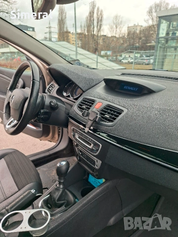 Renault Megane / Fluence 1.5 dci 110 к.с Facelift , снимка 10 - Автомобили и джипове - 53421209