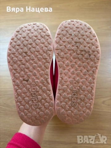 Детски маратонки Адидас 25,5, снимка 6 - Детски маратонки - 53927477