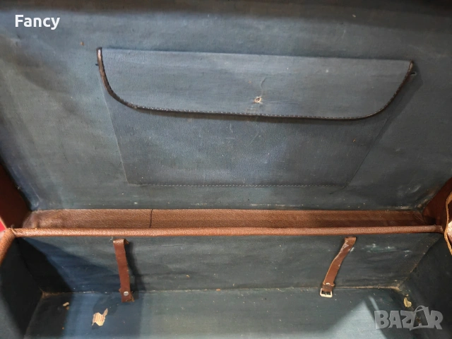 Стар куфар 65/45 см, снимка 4 - Антикварни и старинни предмети - 53179931