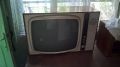 Стар телевизор, снимка 1 - Антикварни и старинни предмети - 44550169