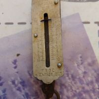Стара ръчна теглилка, снимка 1 - Антикварни и старинни предмети - 45171503