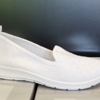 Дамски леки обувки с мрежа в бял цвят , снимка 3 - Маратонки - 45637962