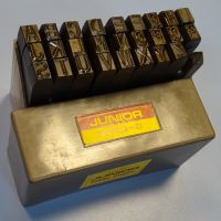 Комплект шлосерски букви-латиница 10 mm Junior Steel Punch Marushin Kogyosha (A-Z), снимка 7 - Други инструменти - 45617148