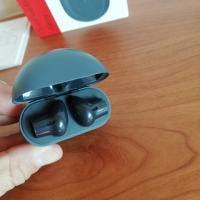 OnePlus Buds безжични слушалки, снимка 4 - Безжични слушалки - 44943631