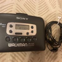 SONY Walkman FX 221 + Оригинални слушалки SONY, снимка 1 - Радиокасетофони, транзистори - 45686323