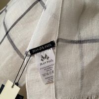 Ленен шал в бяло и черно каре, Jean Paul, с етикет, снимка 5 - Шалове - 45427372