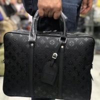 LOUIS VUITTON чанта за лаптоп, снимка 5 - Части за лаптопи - 45861713