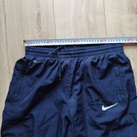 Nike -m,l, снимка 2 - Спортни дрехи, екипи - 45835088