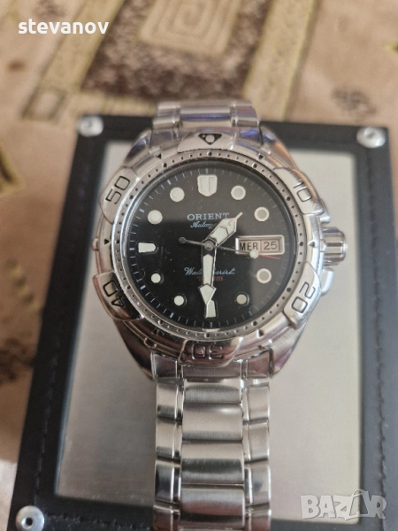 orient ряадък модел със безел, снимка 1