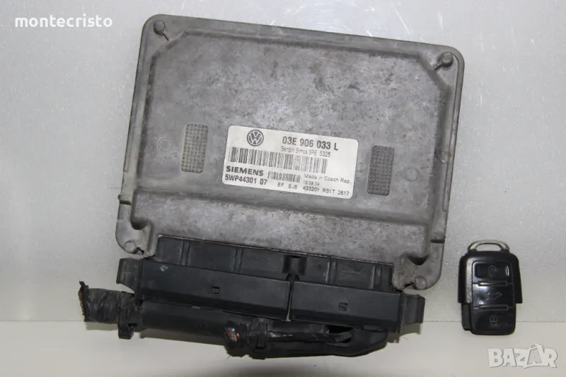 Моторен компютър ECU VW Polo (2001-2009г.) 03E906033L / 03E 906 033 L / Benzin Simos 3PE, снимка 1