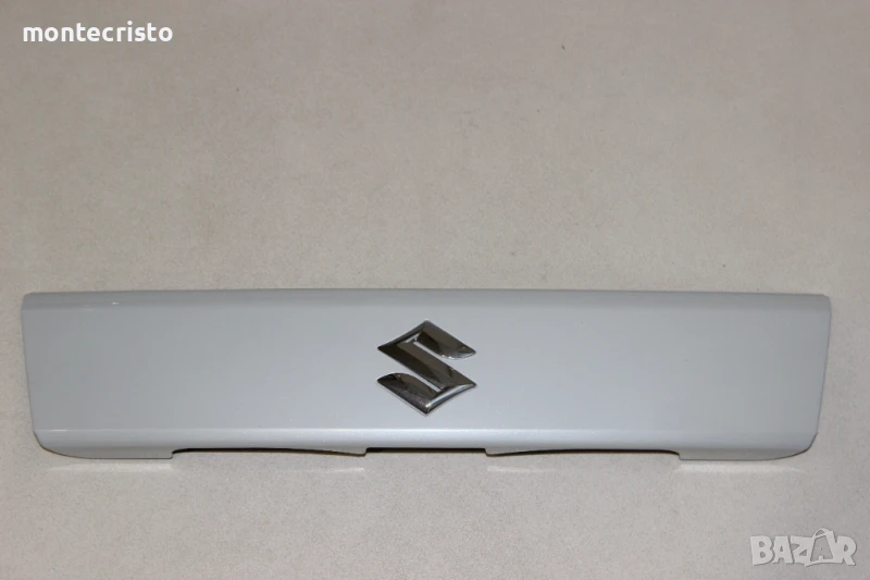 Панел заден капак Suzuki Splash (2008-2014г.) 8394151K10 задна емблема 83941-51K10, снимка 1