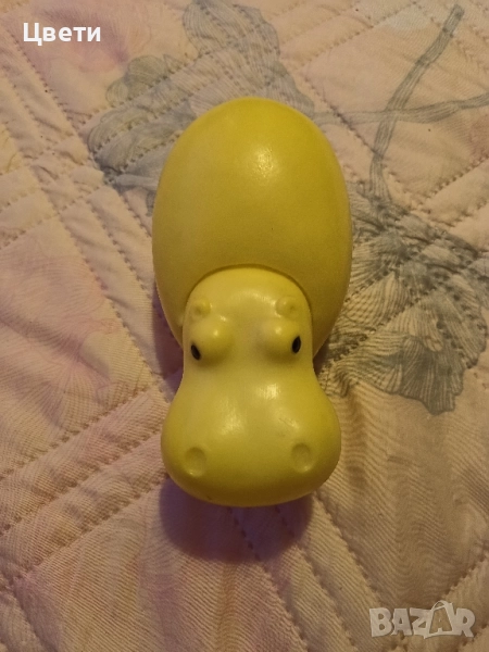 Стара руска играчка хипопотам с отваряща се уста, снимка 1