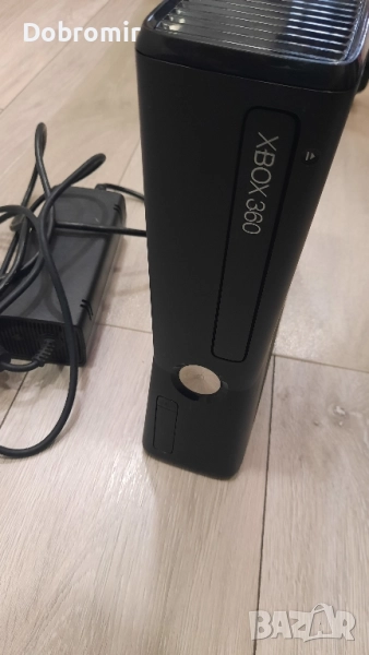 Xbox 360 slim s за части, снимка 1