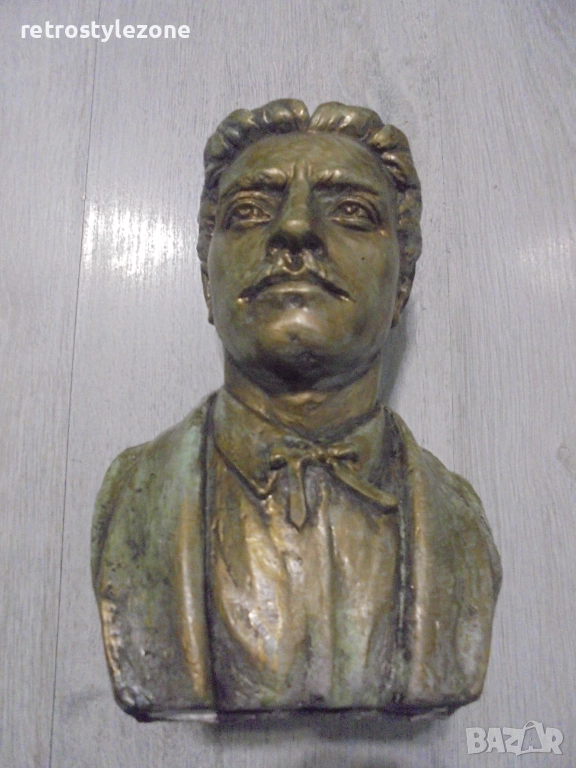 № 8408 Фигура / бюст на Васил Левски – масивна изработка от бетон , снимка 1