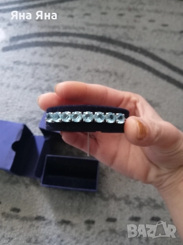 гривна на Swarovski, снимка 2 - Бижутерийни комплекти - 52610696