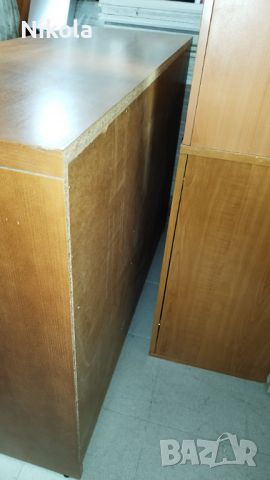 Шкаф с три врати естествен форнир с ключалки и рафтове 122/45/92см, снимка 9 - Шкафове - 45326316