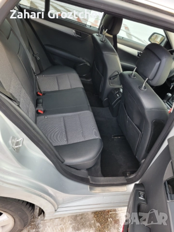 Мерцедес  С 220 , снимка 3 - Автомобили и джипове - 52976049