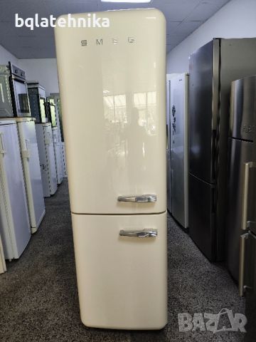 ретро хладилник smeg fab32l , снимка 3 - Хладилници - 45195016