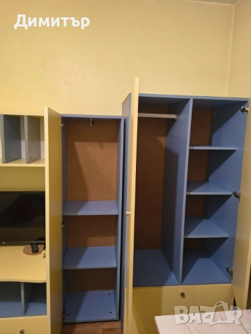 Секция + гардероб + ъглова етажерка, снимка 2 - Секции и витрини - 49969853